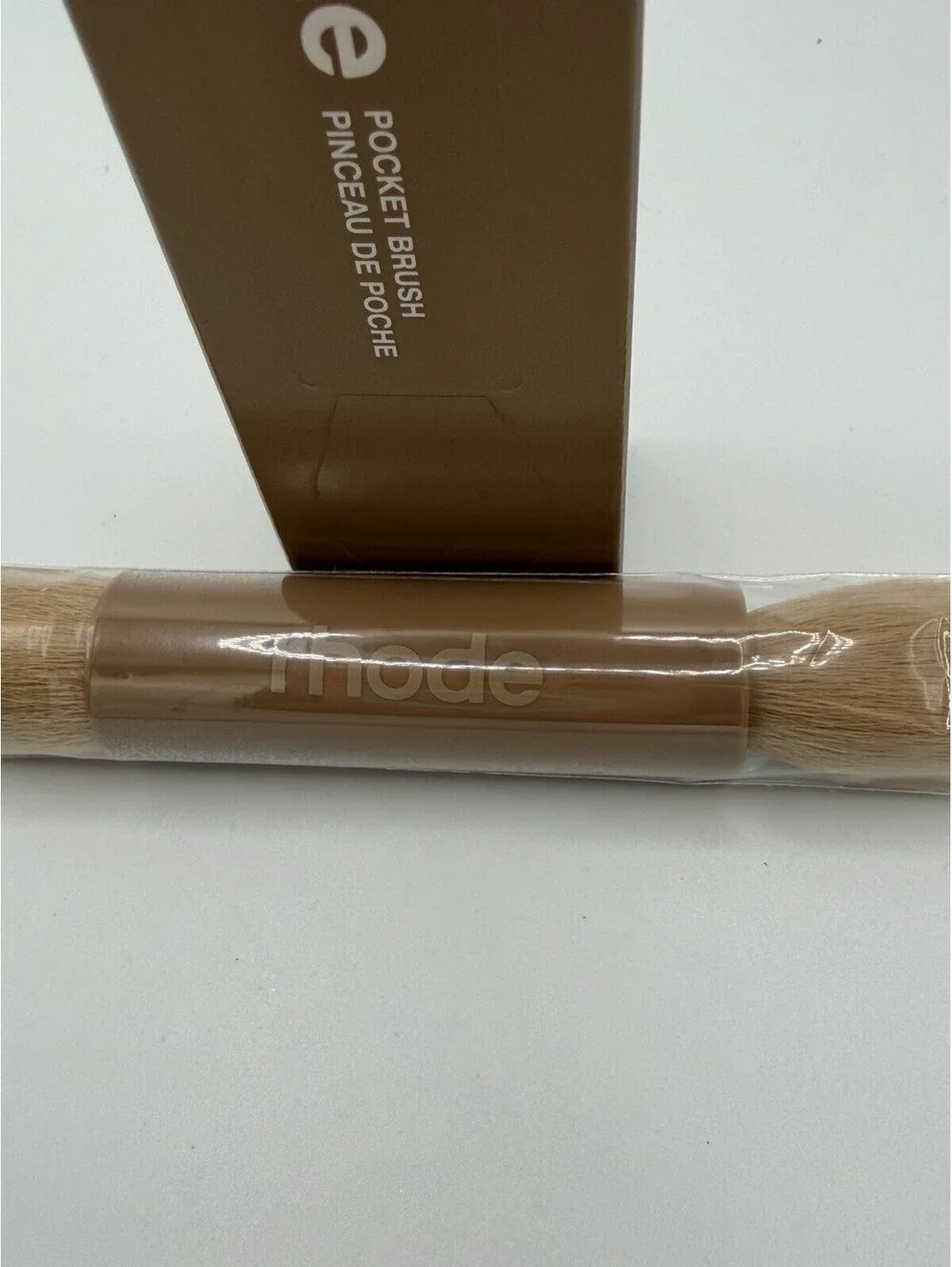 Rhode Pocket Brush Travel Makeup Brush Brown Beige New in Box Authentic Tool